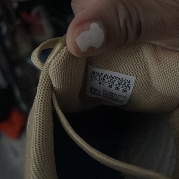 7 IN MEN - Picture 2 of 4